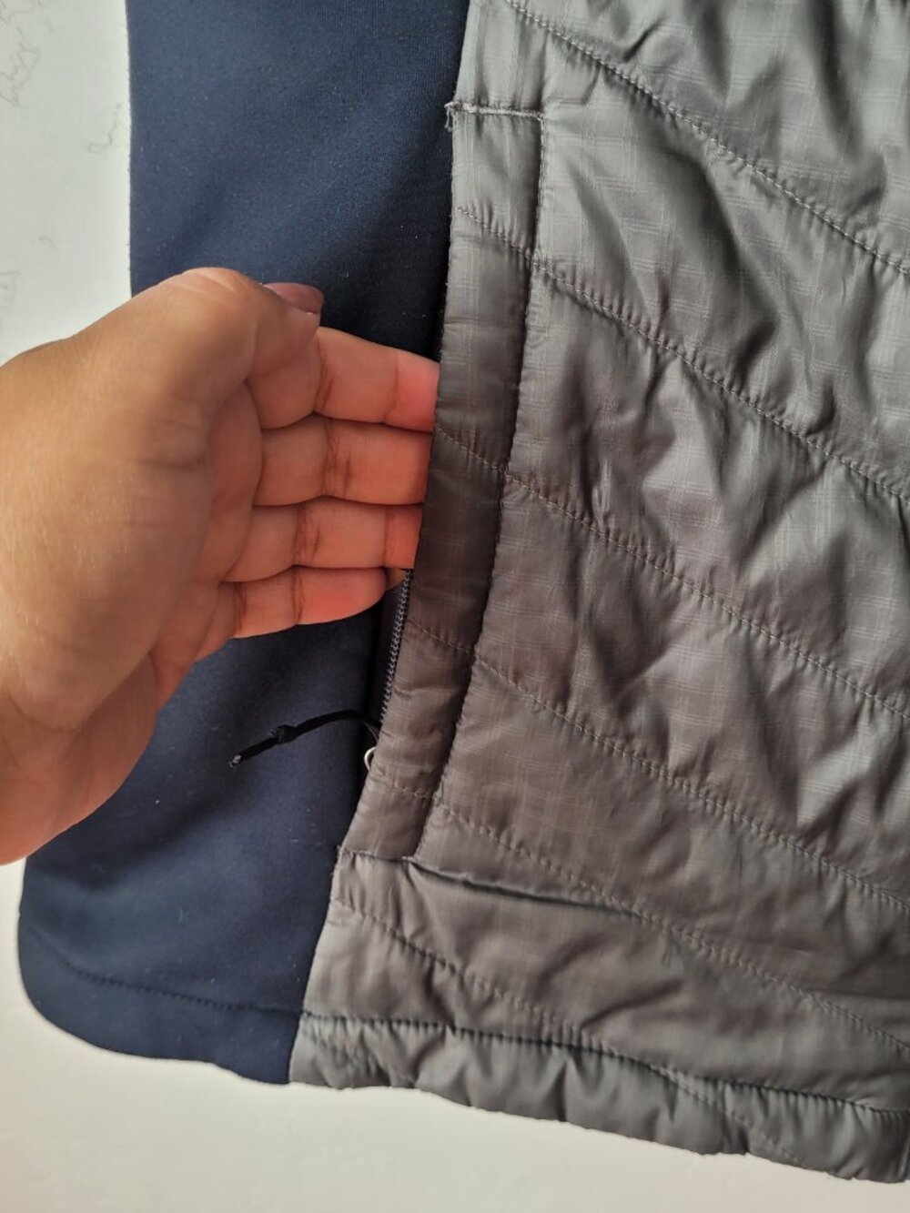 Columbia Omni-Heat Insulated Quilted Vest - Picture 3 of 10